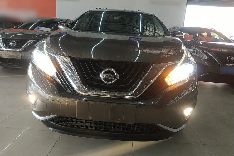 Used Nissan Murano 2019 2.5L XL Two-Wheel Drive Smart Connect Luxury Edition China VI Standard Front