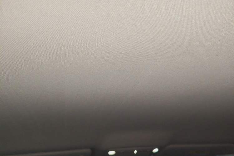 Used Nissan Murano 2019 2.5L XE Two-Wheel Drive Elite Version China VI Standard Headliner