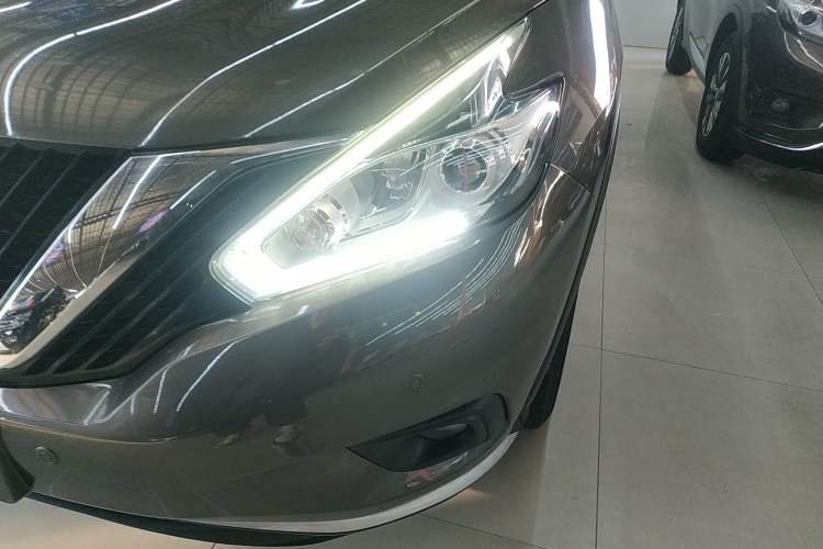 Used Nissan Murano 2019 2.5L XL Two-Wheel Drive Smart Connect Luxury Edition China VI Standard Left Front Headlight