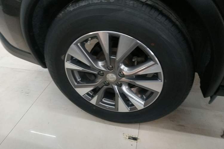 Used Nissan Murano 2019 2.5L XL Two-Wheel Drive Smart Connect Luxury Edition China VI Standard Right Rear Wheel Hub
