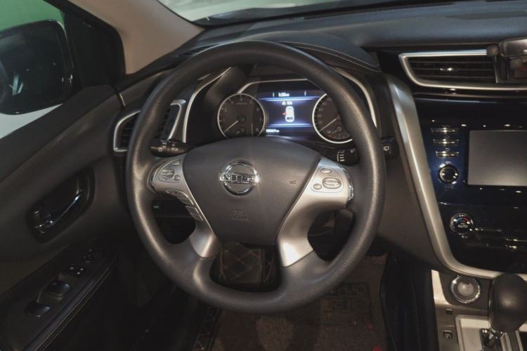 Used Nissan Murano 2019 2.5L XE Two-Wheel Drive Elite Version China VI Standard Steering Wheel