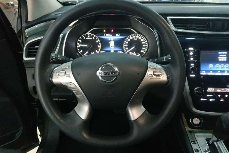 Used Nissan Murano 2019 2.5L XE Two-Wheel Drive Elite Version China VI Standard Steering Wheel
