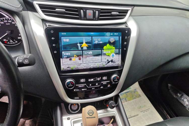 Used Nissan Murano 2019 2.5L XL Two-Wheel Drive Smart Connect Luxury Edition China VI Standard Audio And AC Panel
