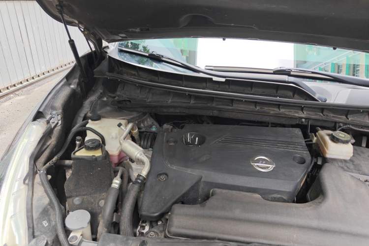 Used Nissan Murano 2019 2.5L XL Two-Wheel Drive Smart Connect Luxury Edition China VI Standard Engine Bay Right