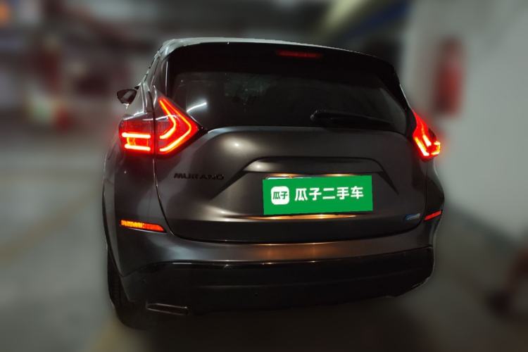 Used Nissan Murano 2019 2.5L XL Two-Wheel Drive Smart Connect Luxury Edition China VI Standard Rear