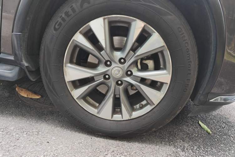 Used Nissan Murano 2019 2.5L XL Two-Wheel Drive Smart Connect Luxury Edition China VI Standard Right Front Wheel Hub