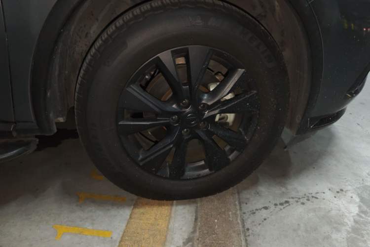 Used Nissan Murano 2019 2.5L XL Two-Wheel Drive Smart Connect Luxury Edition China VI Standard Right Front Wheel Hub