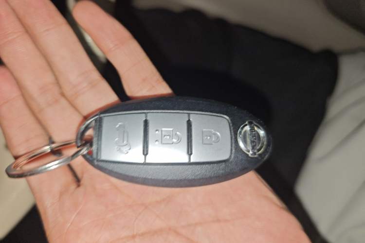 Used Nissan Murano 2019 2.5L XL Two-Wheel Drive SmartConnect Luxury Edition China V Standard Vehicle Key
