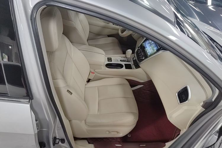 Used Nissan Murano 2019 2.5L XL Two-Wheel Drive Smart Connect Luxury Edition China VI Standard Right Front Seat