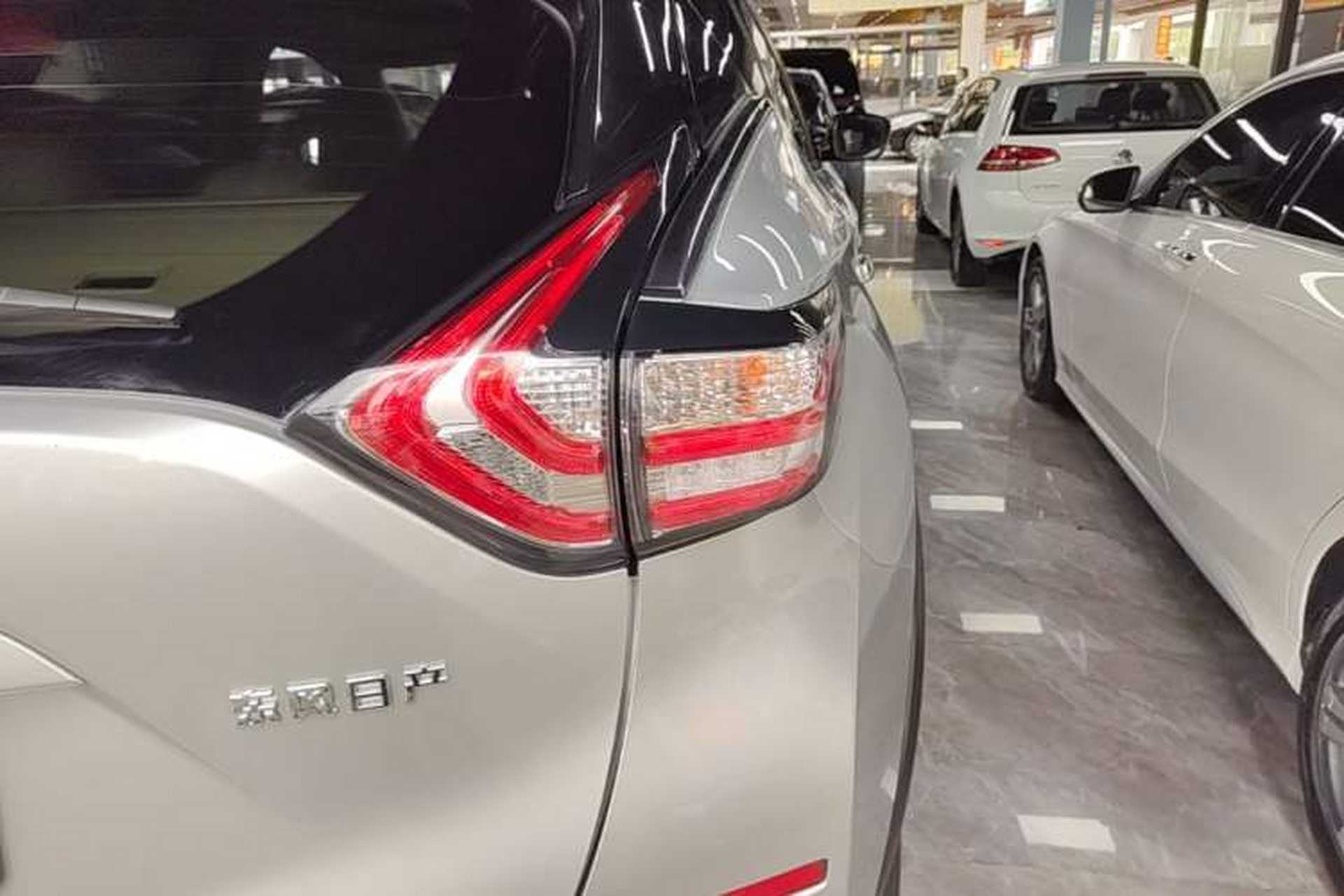 Used Nissan Murano 2019 2.5L XL Two-Wheel Drive Smart Connect Luxury Edition China VI Standard Right Rear Taillight