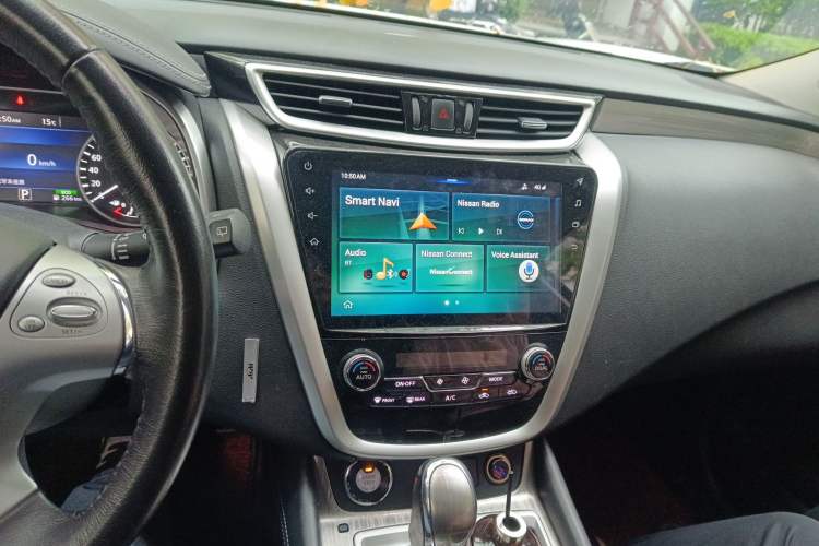 Used Nissan Murano 2019 2.5L XL Two-Wheel Drive Smart Connect Luxury Edition China VI Standard Audio And AC Panel