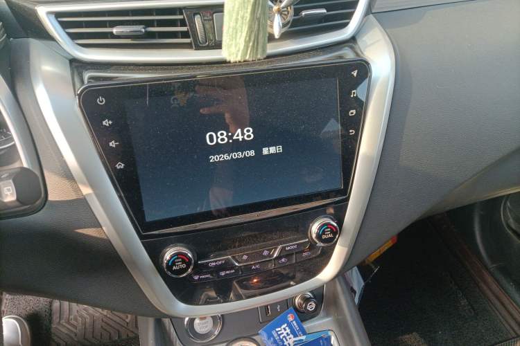 Used Nissan Murano 2019 2.5L XL Two-Wheel Drive Smart Connect Luxury Edition China VI Standard Audio And AC Panel
