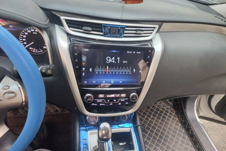 Used Nissan Murano 2019 2.5L XL Two-Wheel Drive Smart Connect Luxury Edition China VI Standard Audio And AC Panel