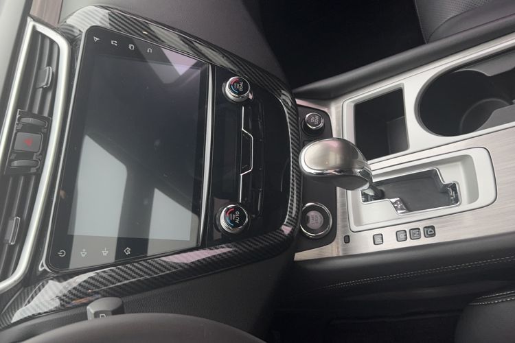 Used Nissan Murano 2019 2.5L XL Two-Wheel Drive SmartConnect Luxury Edition China V Standard Audio And AC Panel
