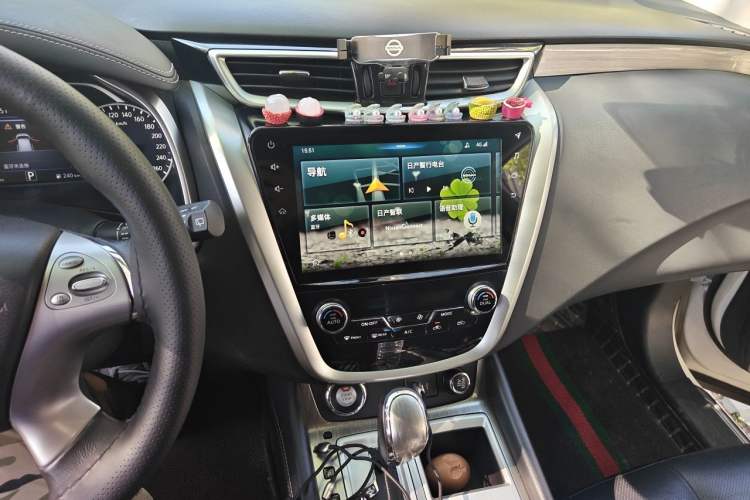 Used Nissan Murano 2019 2.5L XL Two-Wheel Drive Smart Connect Luxury Edition China VI Standard Audio And AC Panel