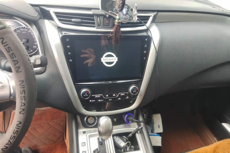Used Nissan Murano 2019 2.5L XL Two-Wheel Drive SmartConnect Luxury Edition China V Standard Audio And AC Panel
