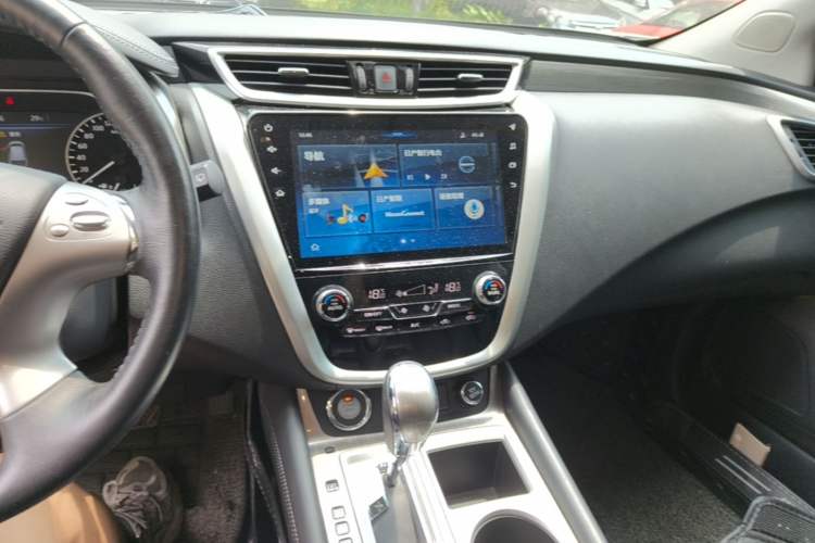 Used Nissan Murano 2019 2.5L XL Two-Wheel Drive Smart Connect Luxury Edition China VI Standard Audio And AC Panel