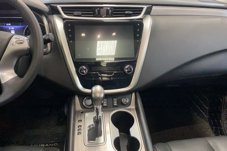 Used Nissan Murano 2019 2.5 S/C HEV XE Four-Wheel Drive Hybrid SmartConnect Prestige Version China V Emission Standard Audio And AC Panel