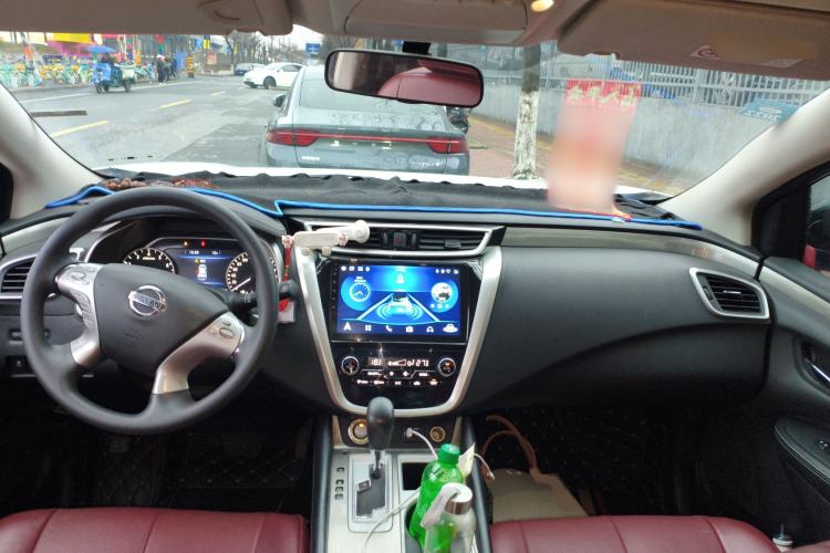 Used Nissan Murano 2019 2.5L XE Two-Wheel Drive Elite Version China VI Standard Center Console