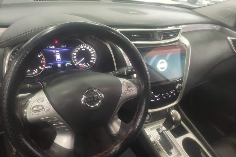 Used Nissan Murano 2019 2.5L XL Two-Wheel Drive SmartConnect Luxury Edition China V Standard Center Console