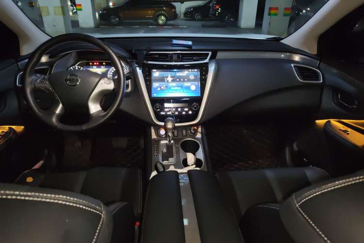 Used Nissan Murano 2019 2.5 S/C HEV XE Four-Wheel Drive Hybrid SmartConnect Prestige Edition China VI Standard Center Console