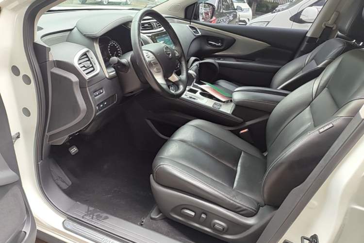 Used Nissan Murano 2019 2.5L XL Two-Wheel Drive Smart Connect Luxury Edition China VI Standard Driver Seat