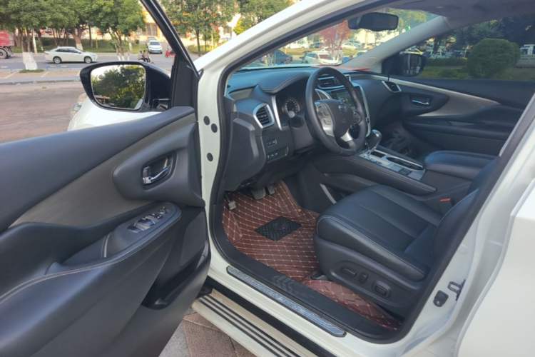 Used Nissan Murano 2019 2.5L XL Two-Wheel Drive Smart Connect Luxury Edition China VI Standard Driver Seat