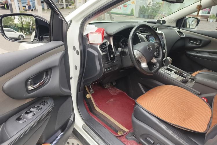 Used Nissan Murano 2019 2.5L XL Two-Wheel Drive Smart Connect Luxury Edition China VI Standard Driver Seat
