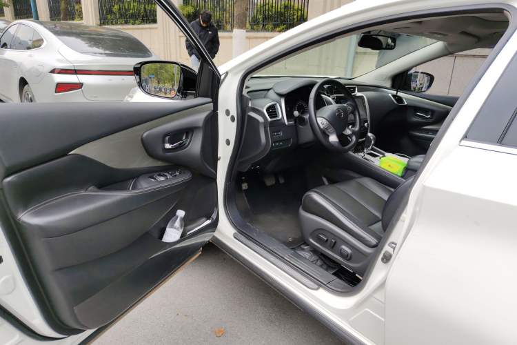 Used Nissan Murano 2019 2.5L XL Two-Wheel Drive SmartConnect Luxury Edition China V Standard Driver Seat