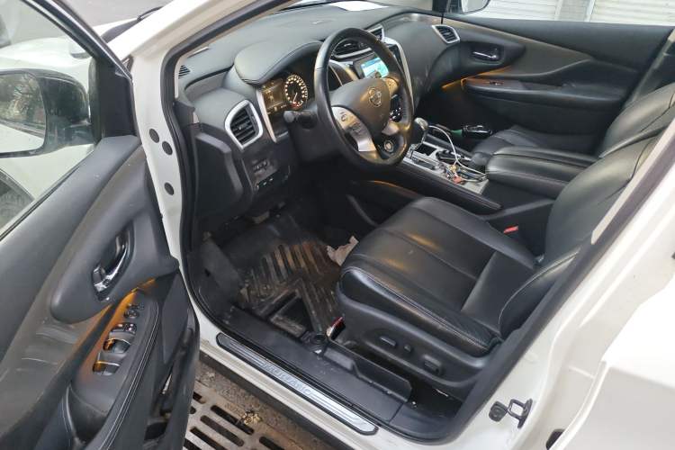 Used Nissan Murano 2019 2.5L XL Two-Wheel Drive Smart Connect Luxury Edition China VI Standard Driver Seat