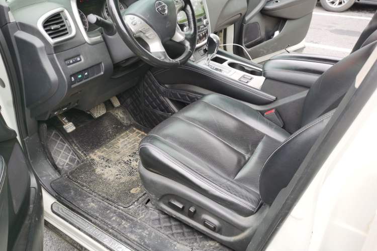 Used Nissan Murano 2019 2.5L XL Two-Wheel Drive Smart Connect Luxury Edition China VI Standard Driver Seat