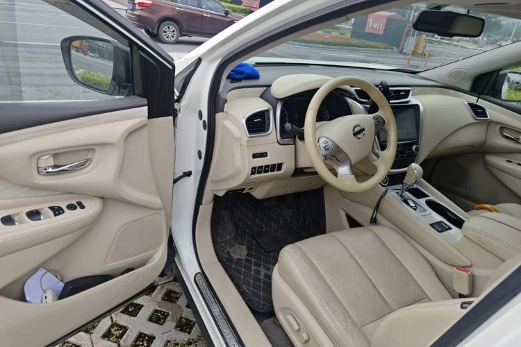 Used Nissan Murano 2019 2.5L XL Two-Wheel Drive Smart Connect Luxury Edition China VI Standard Driver Seat
