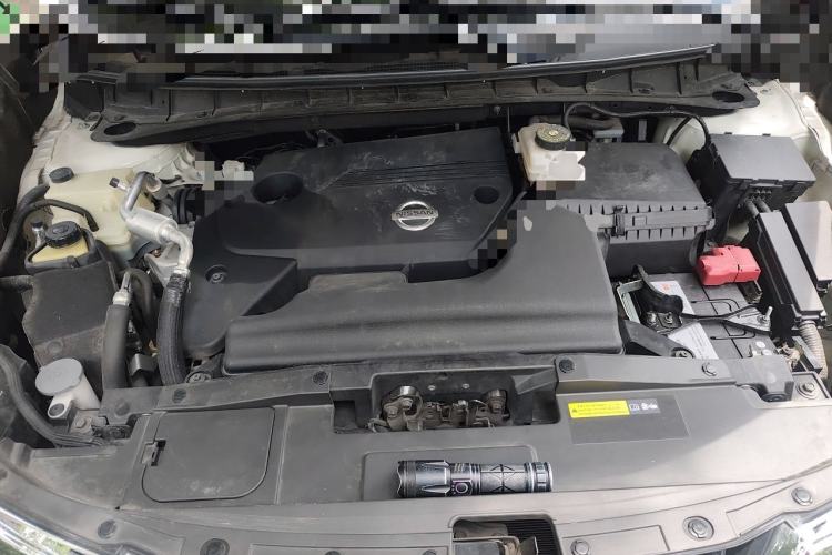 Used Nissan Murano 2019 2.5L XL Two-Wheel Drive Smart Connect Luxury Edition China VI Standard Engine Bay