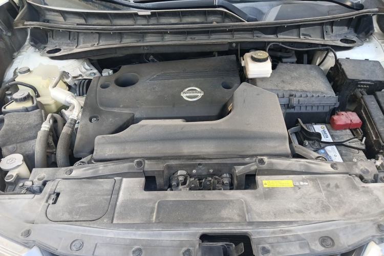 Used Nissan Murano 2019 2.5L XE Two-Wheel Drive Elite Version China VI Standard Engine Bay