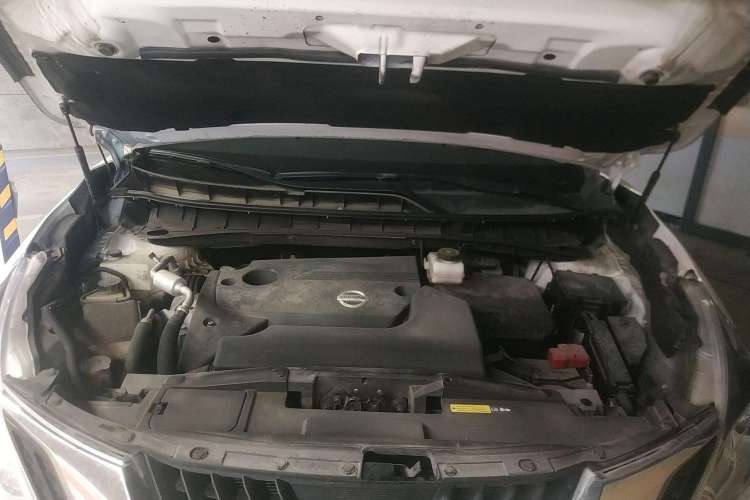 Used Nissan Murano 2019 2.5L XL Two-Wheel Drive SmartConnect Luxury Edition China V Standard Engine Bay