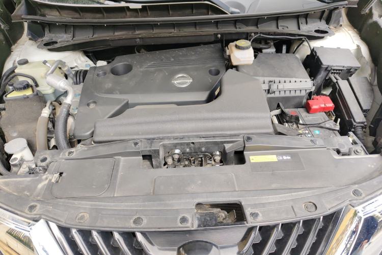 Used Nissan Murano 2019 2.5L XL Two-Wheel Drive SmartConnect Luxury Edition China V Standard Engine Bay