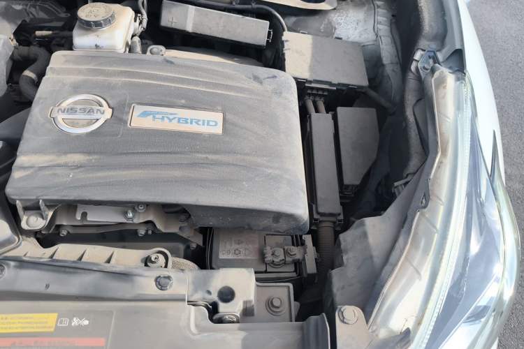 Used Nissan Murano 2019 2.5 S/C HEV XE Four-Wheel Drive Hybrid SmartConnect Prestige Edition China VI Standard Engine Bay Left