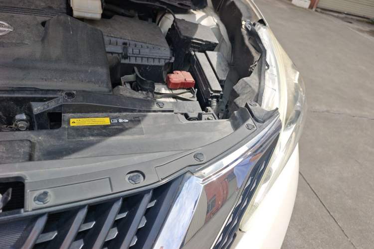 Used Nissan Murano 2019 2.5L XL Two-Wheel Drive SmartConnect Luxury Edition China V Standard Engine Bay Left