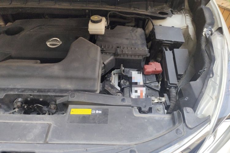 Used Nissan Murano 2019 2.5L XL Two-Wheel Drive Smart Connect Luxury Edition China VI Standard Engine Bay Left