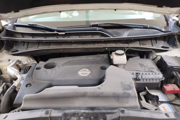Used Nissan Murano 2019 2.5L XL Two-Wheel Drive Smart Connect Luxury Edition China VI Standard Engine Bay Left