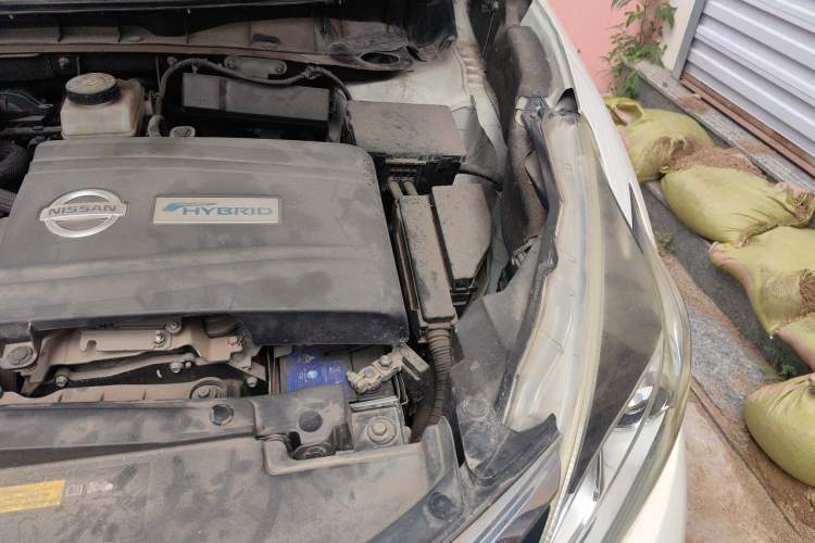 Used Nissan Murano 2019 2.5 S/C HEV XE Four-Wheel Drive Hybrid SmartConnect Prestige Version China V Emission Standard Engine Bay Left
