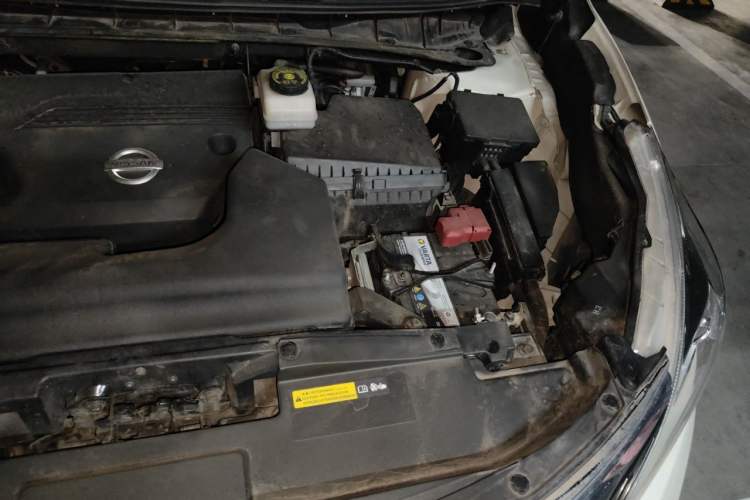 Used Nissan Murano 2019 2.5L XL Two-Wheel Drive SmartConnect Luxury Edition China V Standard Engine Bay Left