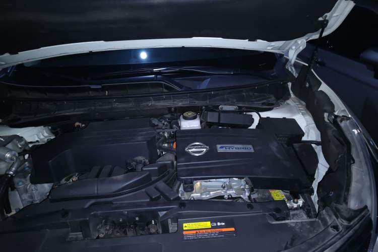Used Nissan Murano 2019 2.5 S/C HEV XE Four-Wheel Drive Hybrid SmartConnect Prestige Edition China VI Standard Engine Bay Left