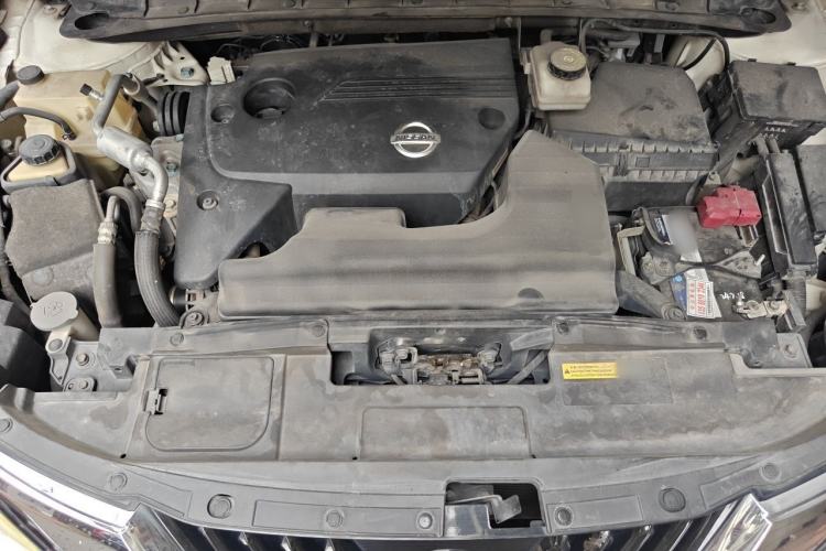 Used Nissan Murano 2019 2.5L XE Two-Wheel Drive Elite Version China VI Standard Engine Bay