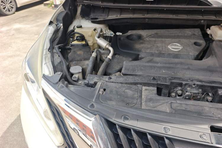 Used Nissan Murano 2019 2.5L XL Two-Wheel Drive SmartConnect Luxury Edition China V Standard Engine Bay Right