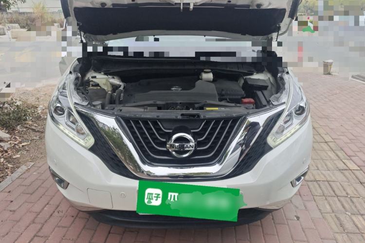 Used Nissan Murano 2019 2.5L XL Two-Wheel Drive Smart Connect Luxury Edition China VI Standard Engine Bay
