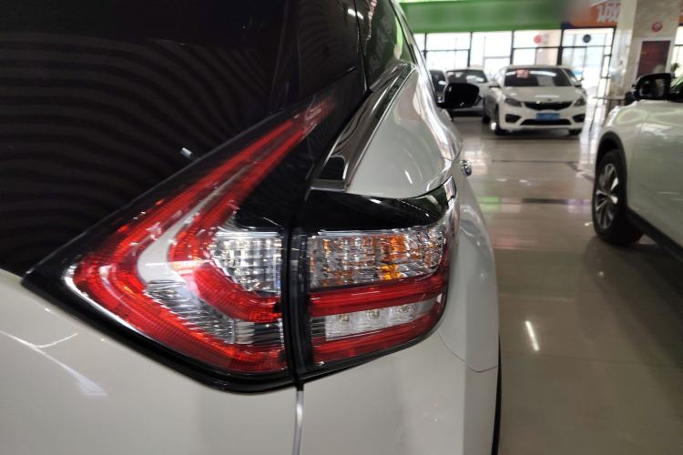 Used Nissan Murano 2019 2.5L XE Two-Wheel Drive Elite Version China VI Standard Exterior 1