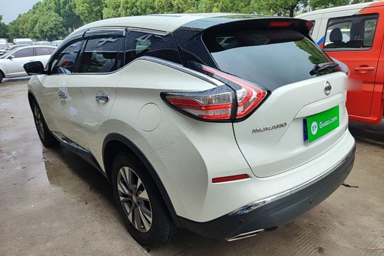 Used Nissan Murano 2019 2.5L XL Two-Wheel Drive Smart Connect Luxury Edition China VI Standard Exterior 2