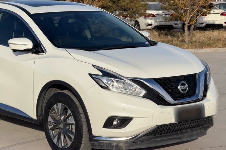 Used Nissan Murano 2019 2.5L XL Two-Wheel Drive Smart Connect Luxury Edition China VI Standard Exterior 2