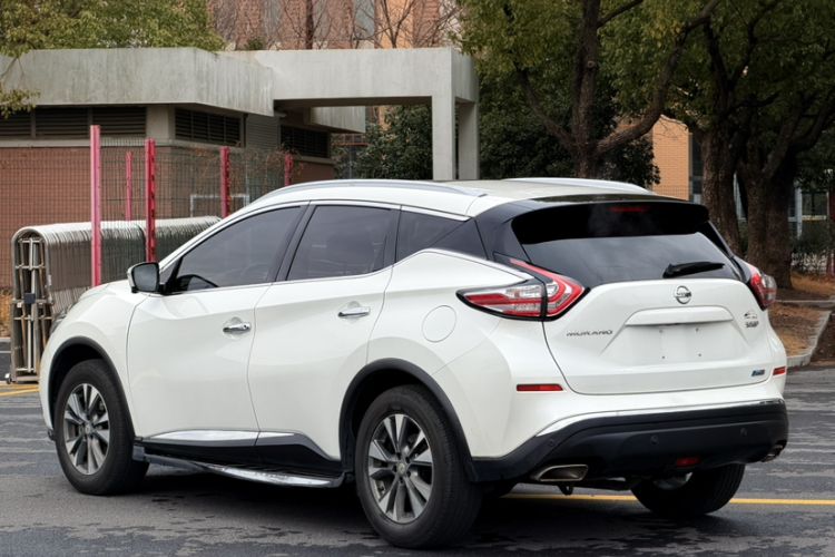 Used Nissan Murano 2019 2.5L XL Two-Wheel Drive Smart Connect Luxury Edition China VI Standard Exterior 5